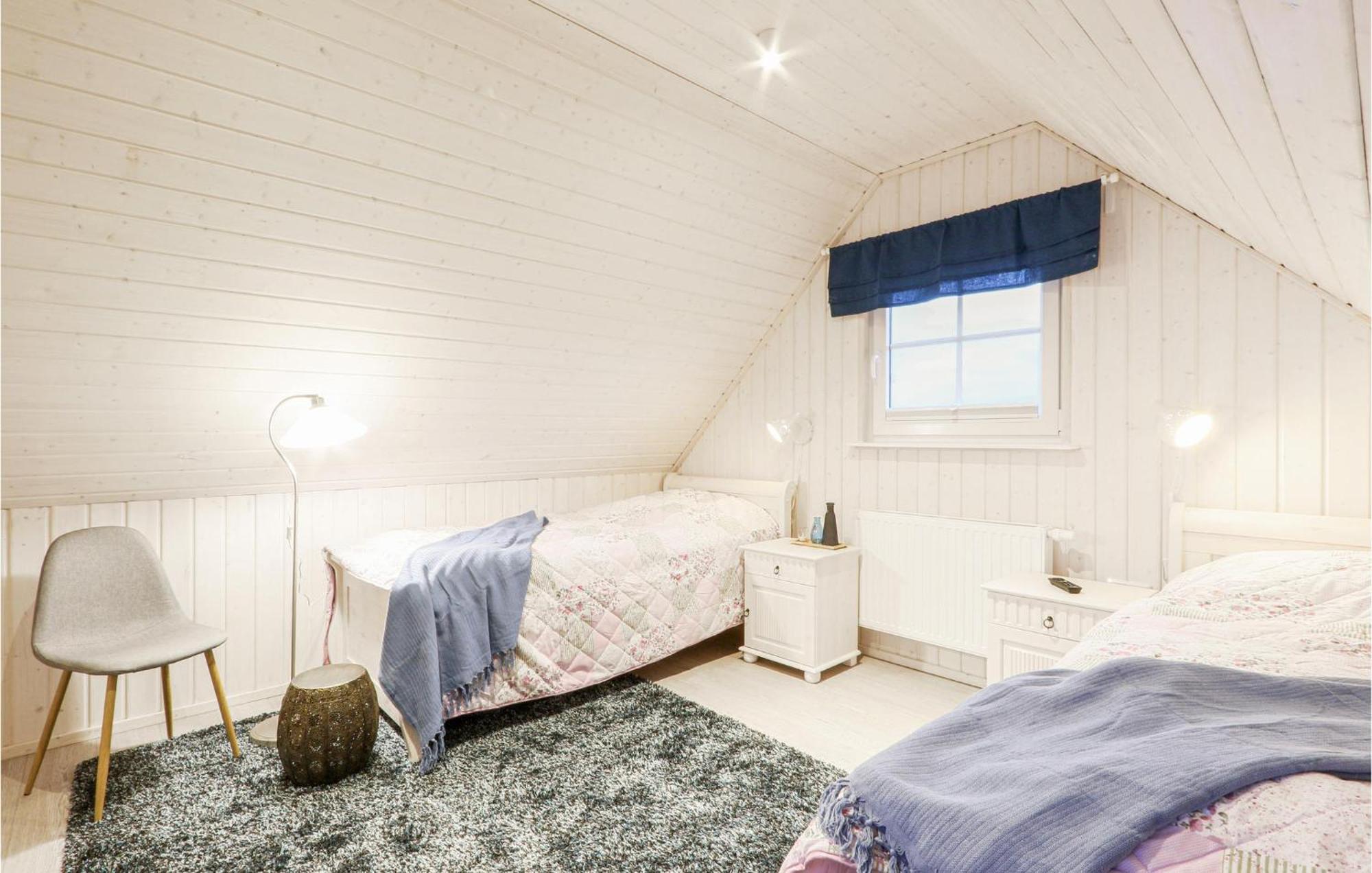 Beautiful home in Zerpenschleuse with 2 Bedrooms&WiFi Exterior foto