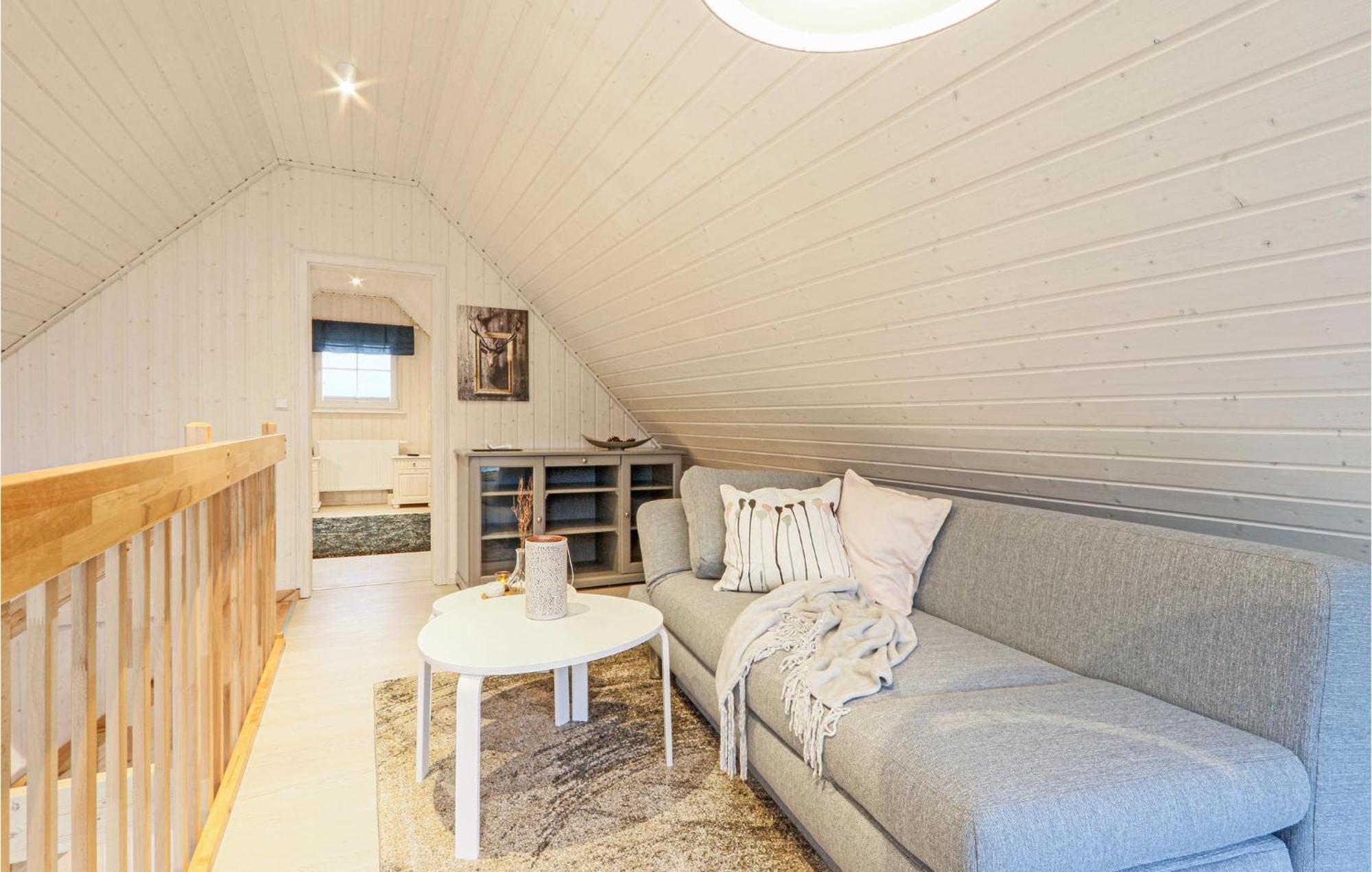 Beautiful home in Zerpenschleuse with 2 Bedrooms&WiFi Exterior foto