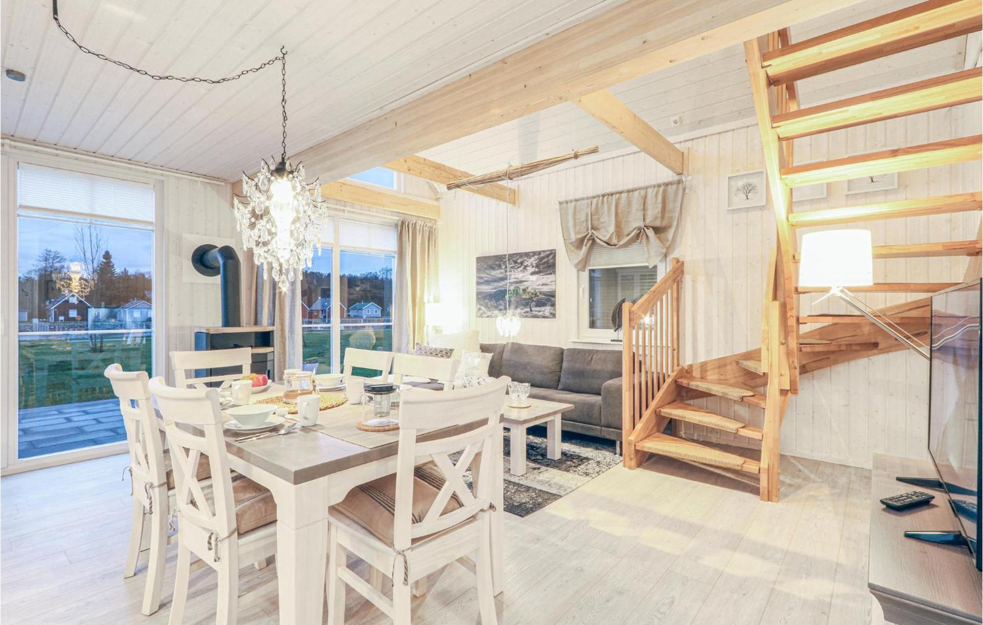 Beautiful home in Zerpenschleuse with 2 Bedrooms&WiFi Exterior foto